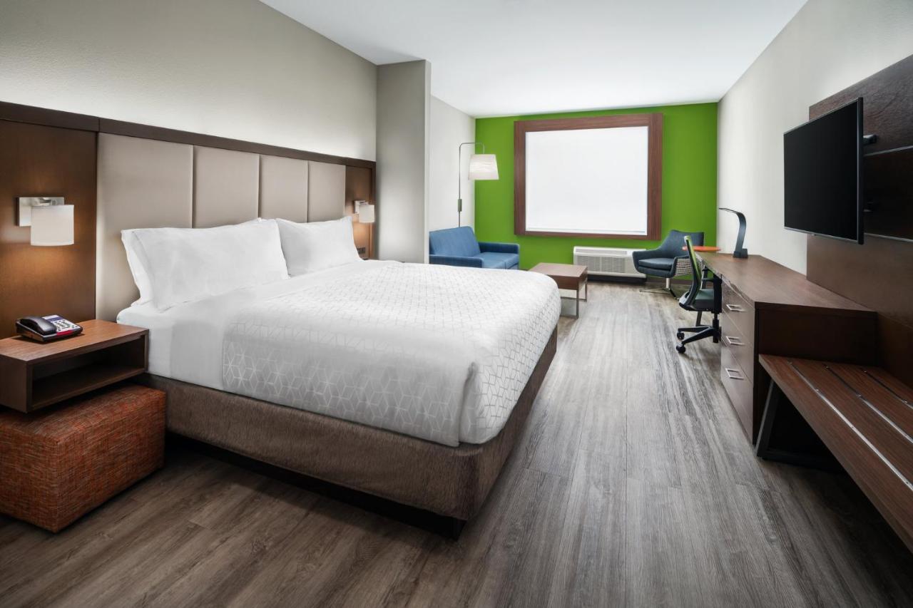 Holiday Express & - I-20 By Ihg Odessa